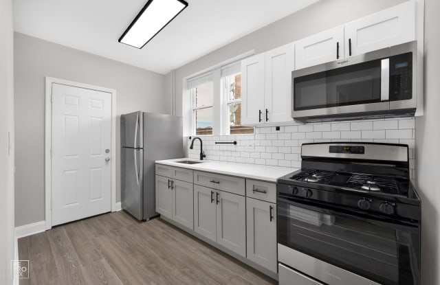 2610 N Laramie Ave photos photos