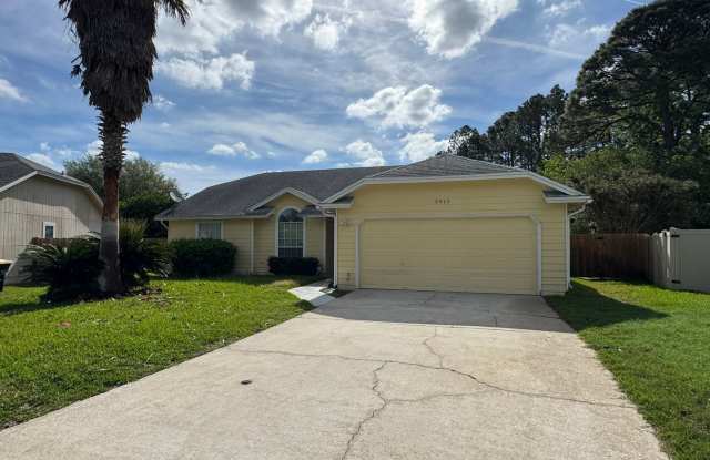 3/2 with large back yard on southside photos photos