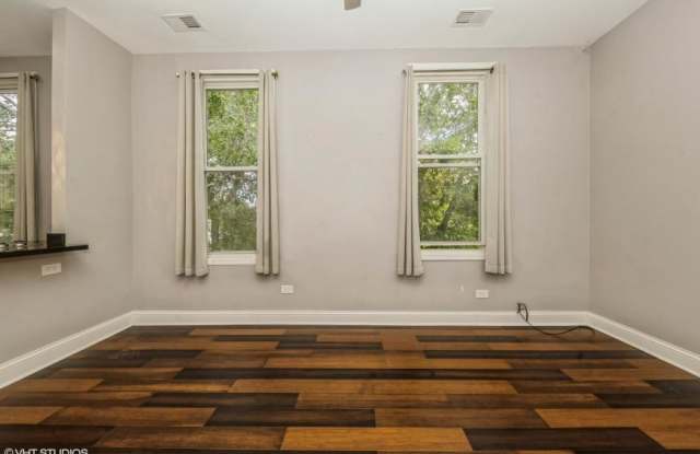 2734 W 18th St Unit 2R, Chicago, IL 60608 Gallery 4