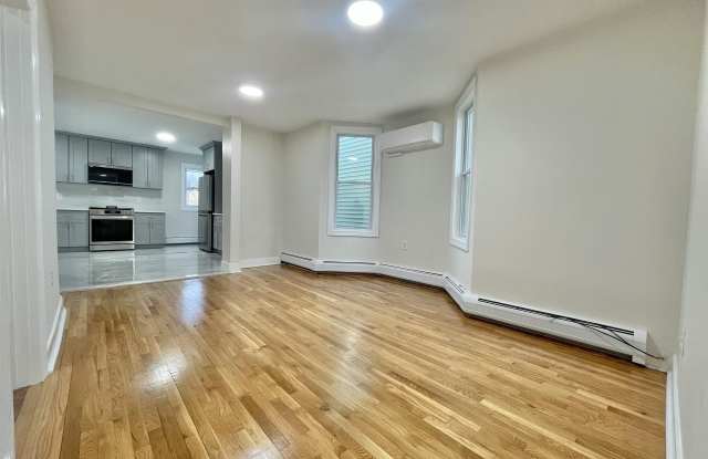 78 BOYD AVE Gallery 4