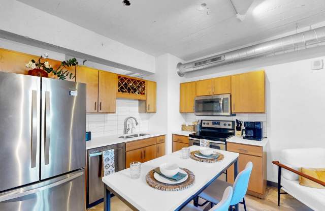 700 Central photos photos