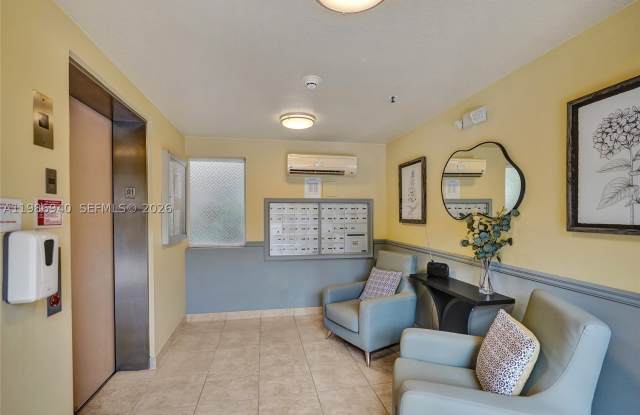 12547 Imperial Isle Dr Gallery 3