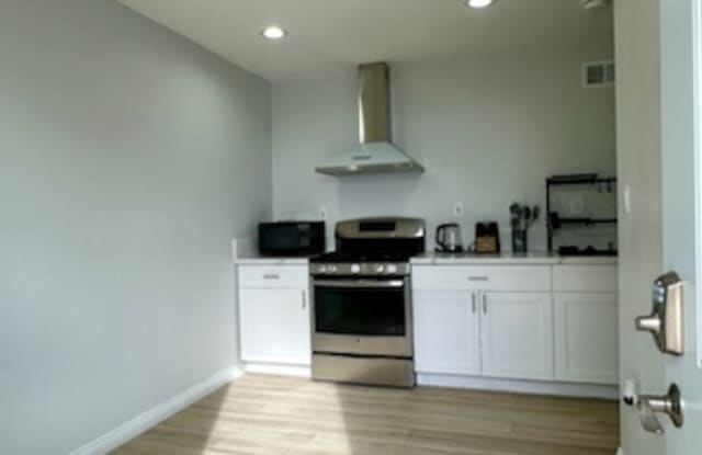 5931 Abbey Drive Gallery 4