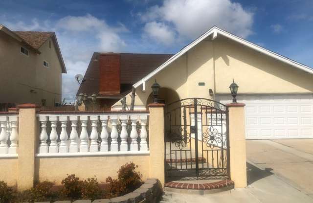 8916 Alphecca Way Gallery 2