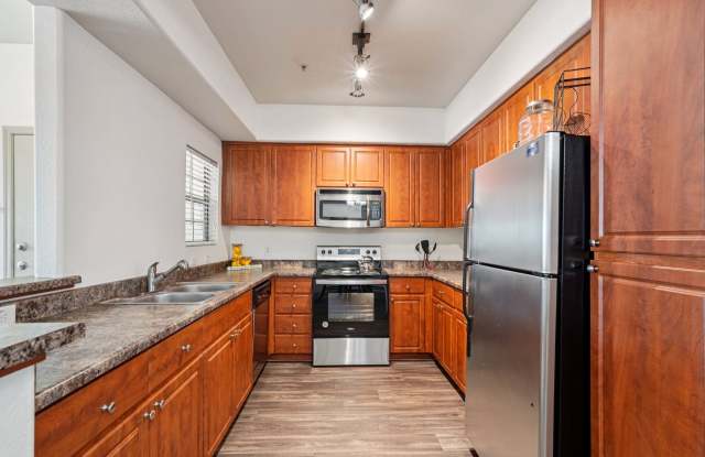 Del Mar Apartments Gallery 3
