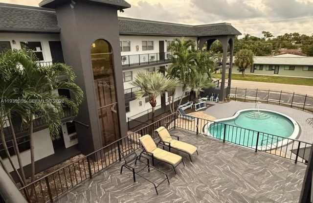 1100 NE 9th Ave photos photos