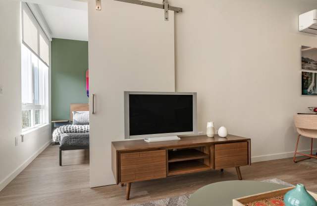 Sixteen G Apartments Gallery 3