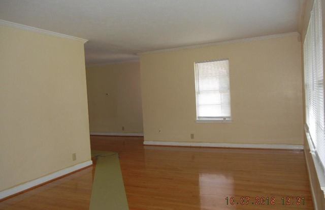 8422 Greenbush Street Gallery 2