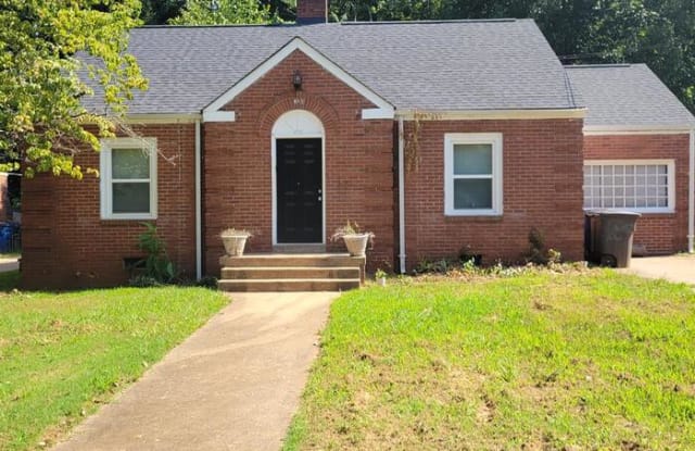 318 Brevard Street - 318 Brevard Street, Statesville, NC 28677