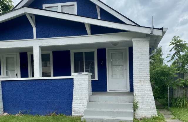 310 North Colorado Avenue Gallery 2