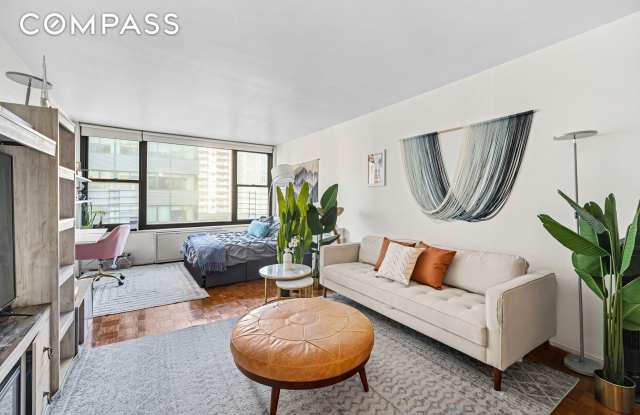 117 East 57th Street photos photos