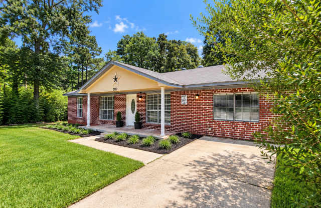 2100 Hill Top Ct Gallery 2
