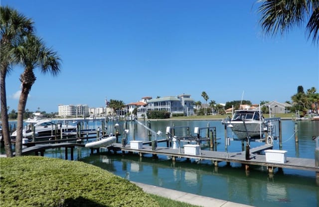 910 PINELLAS BAYWAY S - 910 Pinellas Bayway South, Tierra Verde, FL 33715