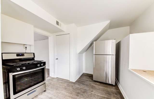 10 - 1840 St Patrick photos photos 10 - 1840 St Patrick photos photos