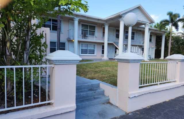 4521 NE 21st Ave photos photos