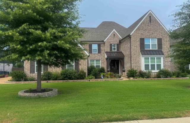 452 TENDER OAKS Ln N Gallery 1