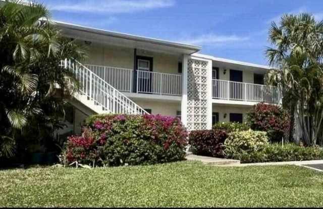 813 Hummingbird Way 8a, North Palm Beach, FL 33408 photos photos