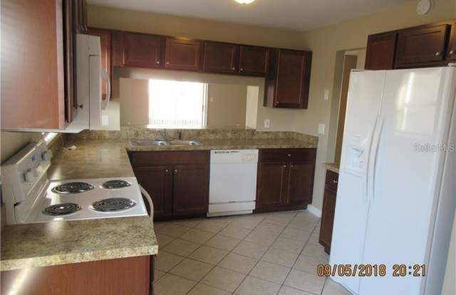 3270 TOMAHAWK DRIVE Gallery 2