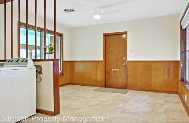3003 Oak Crest Avenue Gallery 4