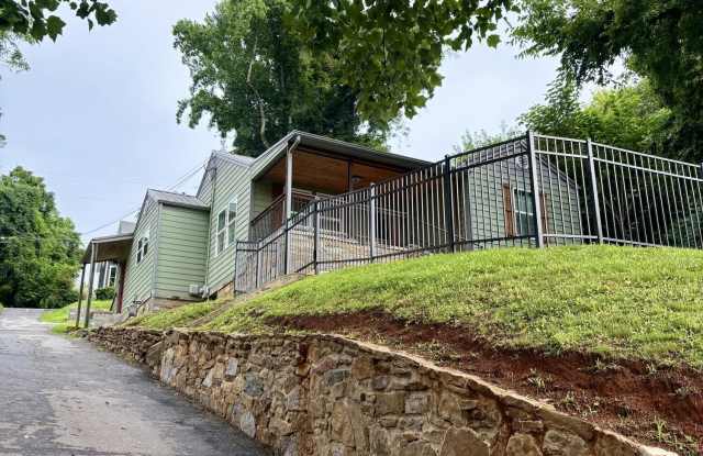 425 Sewanee St Gallery 4