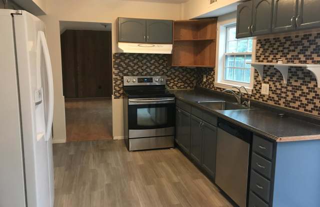 12801 POINT PLEASANT DRIVE Gallery 4