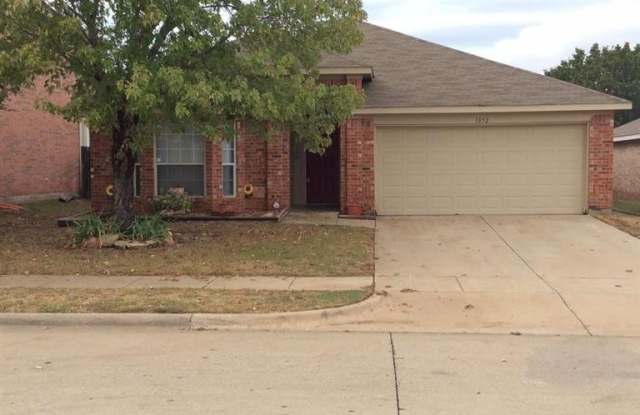 1052 Cottonbelt Drive - 1052 Cottonbelt Drive, Saginaw, TX 76131