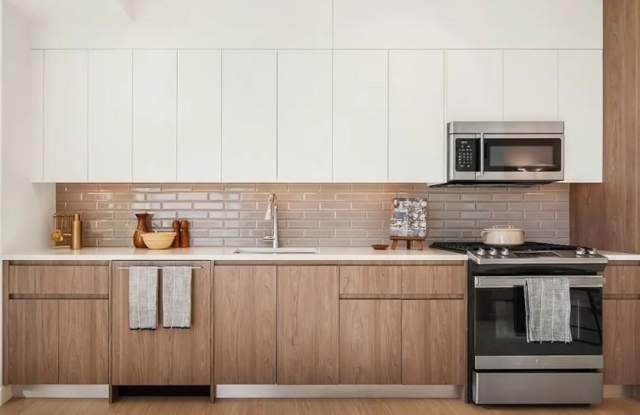 457 West 40th St. photos photos