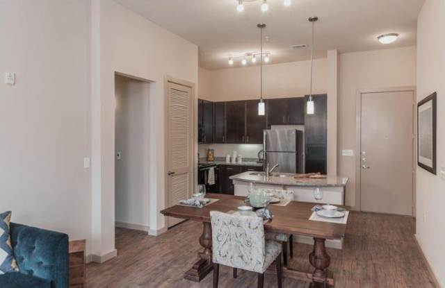 4835 Medical Dr. Gallery 4