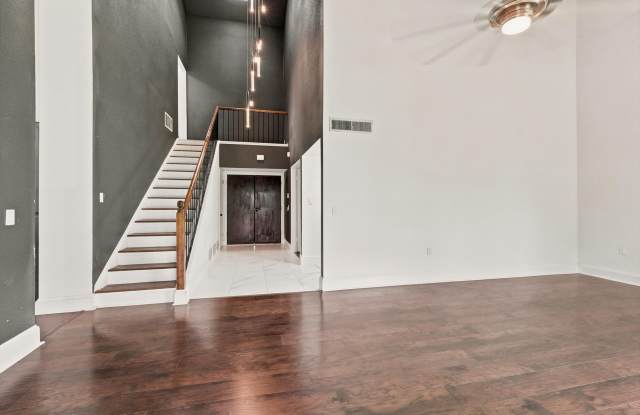 8414 Zodiac Drive Gallery 2