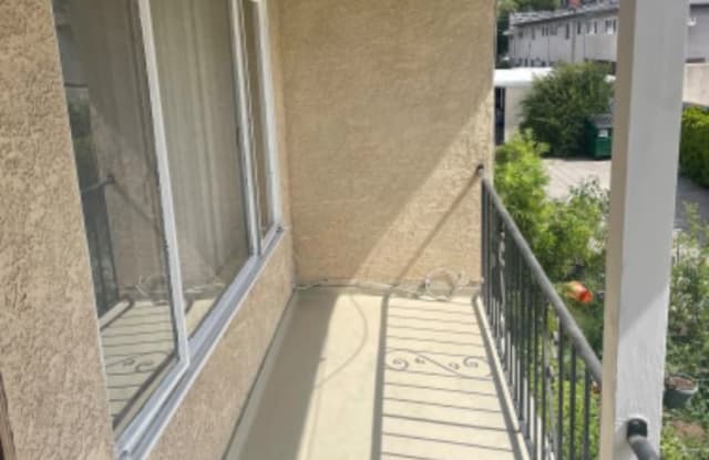 918 W Huntington Dr - 918 Huntington Drive, Arcadia, CA 91007