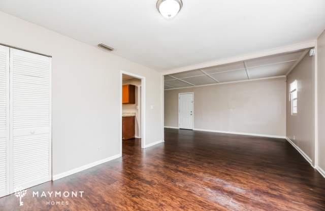 5715 Green Forest Drive Gallery 3