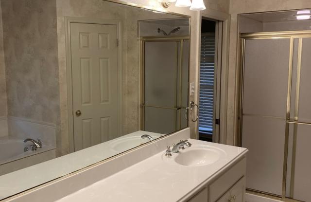 BEAUTIFUL HOME IN AZALEA GARDENS photos photos BEAUTIFUL HOME IN AZALEA GARDENS photos photos