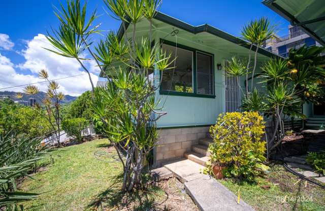 $3200.00 | 2bd/1ba UPGRADED Single Family Home - 1671 Kamamalu Avenue, Honolulu, HI 96813