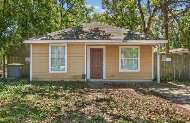 Cozy, Comfortable Home photos photos