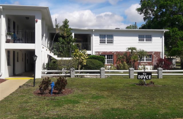 321 35TH - 321 35th Avenue Northeast, St. Petersburg, FL 33704