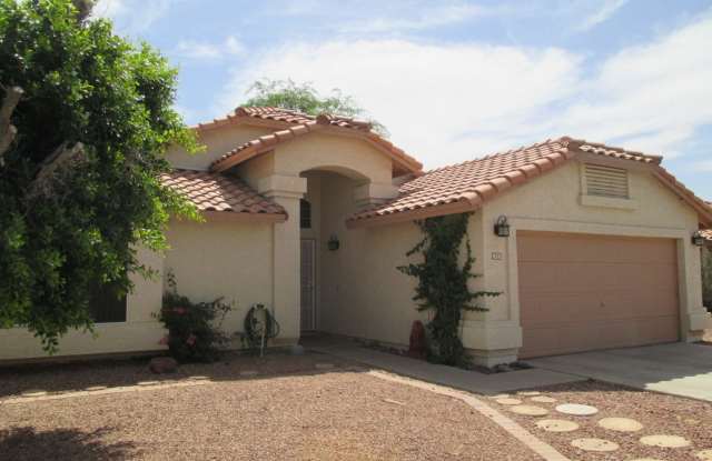 Chandler Single Story House - 3 Bedroom | 2 Bath Rental photos photos