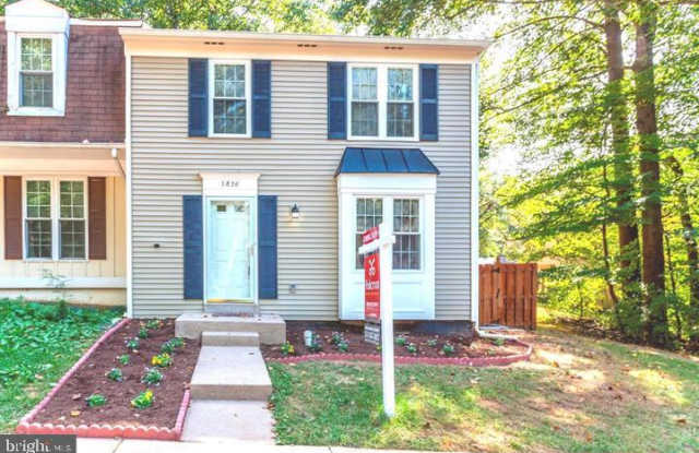 5836 WOOD POPPY COURT - 5836 Wood Poppy Court, Burke Centre, VA 22015
