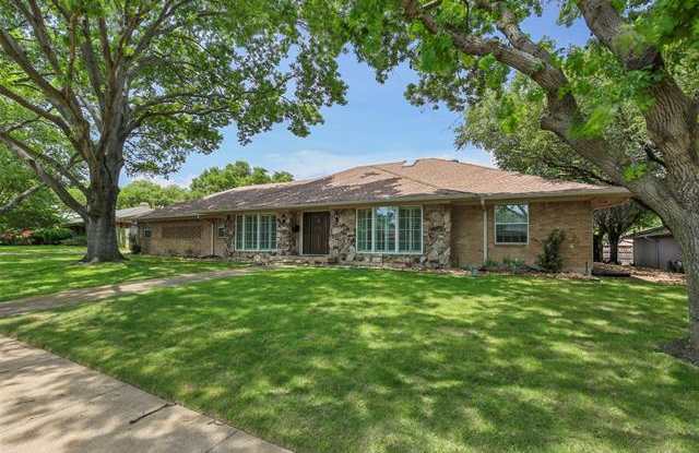 7323 Mimosa Lane Gallery 2