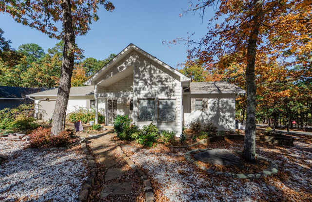 Charming, 2 Bedroom, 2 Bath, 1 car garage with a beautiful gazebo. photos photos Charming, 2 Bedroom, 2 Bath, 1 car garage with a beautiful gazebo. photos photos