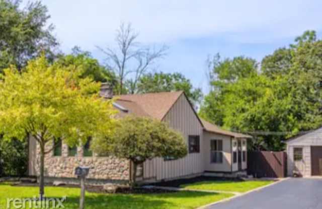 99 Woolery Ln - 99 Woolery Lane, Clayton, OH 45415