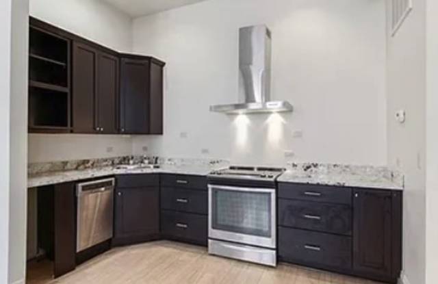 317 Exchange Pl Gallery 4