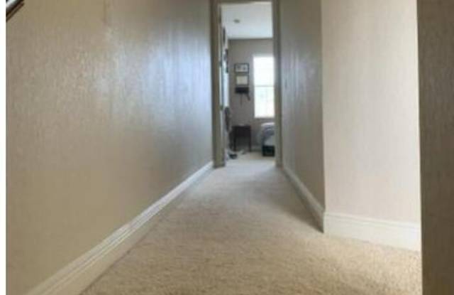 5021 VINE CLIFF Way W Gallery 2