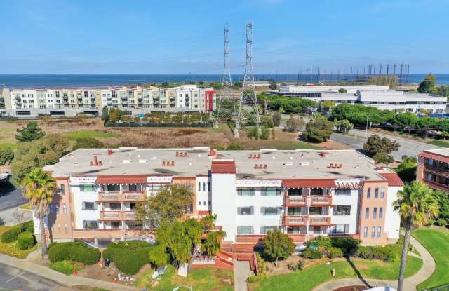 465 Fathom Dr # U1019ZQ photos photos