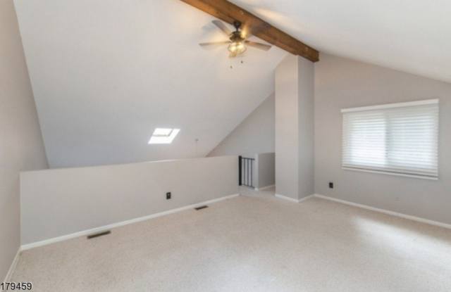 3 Steamboat Dr Unit 10 Gallery 3