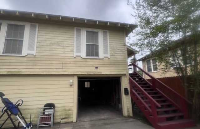 2233 Long St photos photos