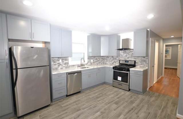 648 LIBERTY AVE photos photos
