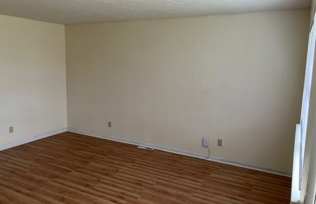 428 N. Patterson Apt D Gallery 4