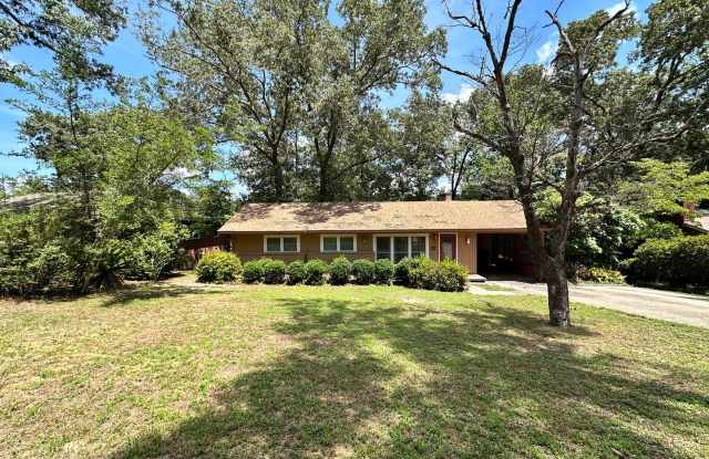 Exclusively Offered By Muse Realty, LLC photos photos