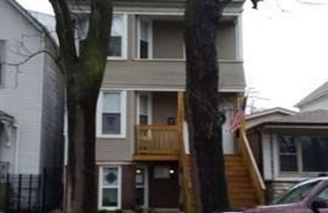 3026 N Hoyne Avenue - 3026 North Hoyne Avenue, Chicago, IL 60618 3026 N Hoyne Avenue - 3026 North Hoyne Avenue, Chicago, IL 60618