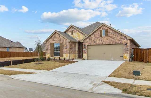 1528 Jocelyn Drive Gallery 2